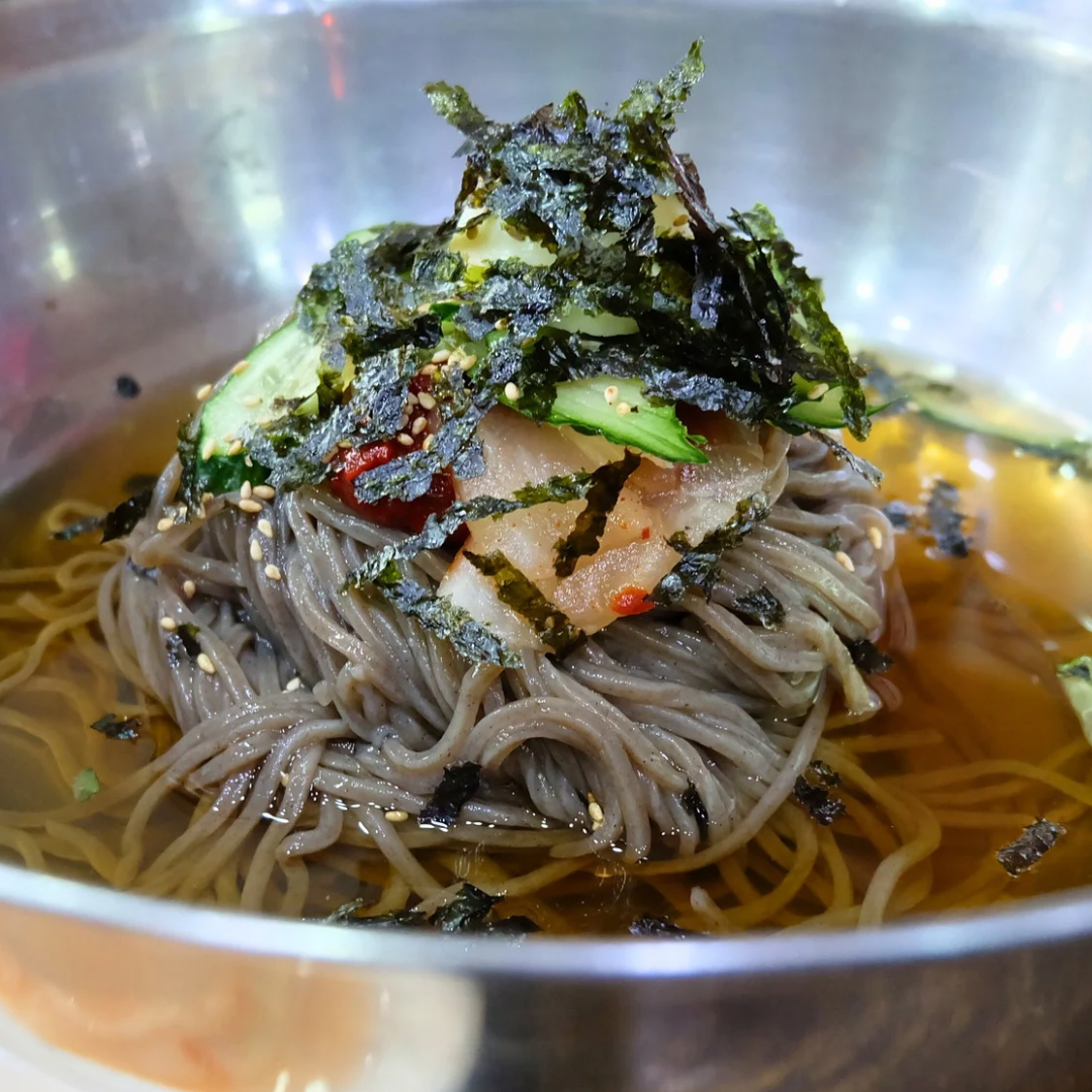 PRÉPARER L’ÉTÉ : DECOUVREZ LE MAKGUKSU (막국수)